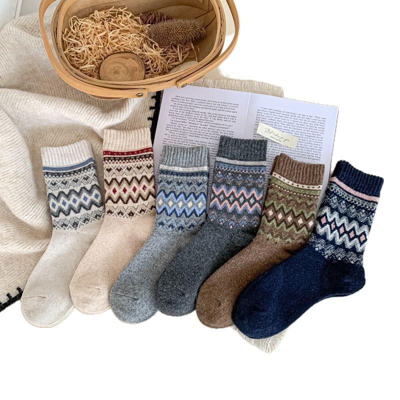 Women's Retro Fair Isle Wool Socks - Mid-Calf, Thick, Warm Autumn/Winter Style, Japanese Literary Design