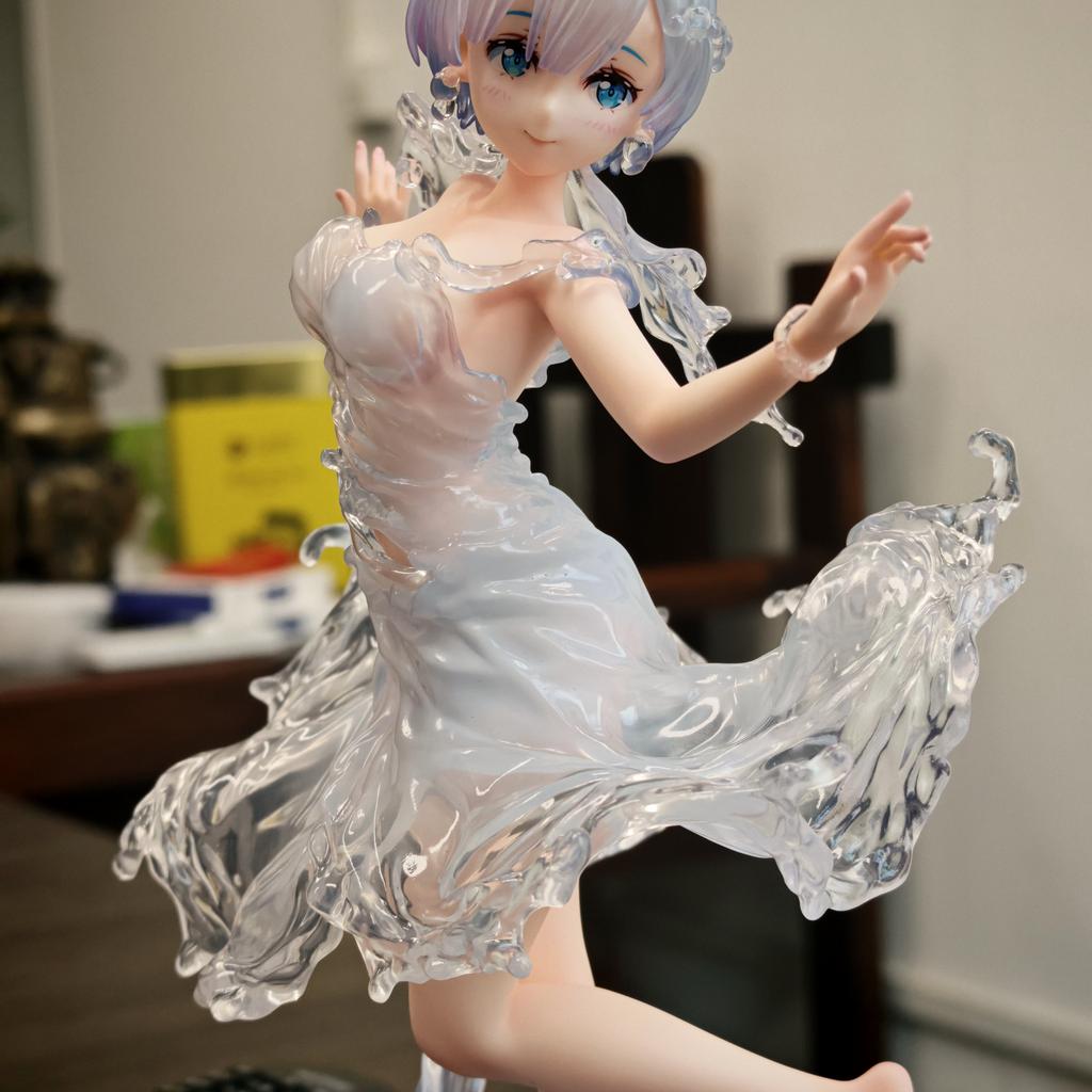 Re:Zero Rem Wasserkleid Anime Figur Dynamische Pose Sammlerstück Dekoration für Anime-Fans Wohnkultur Sammlung