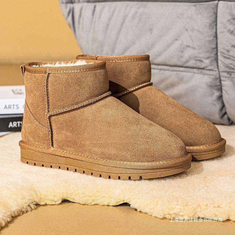 Bottes de neige à fourrure intégrée pour hommes et femmes, hiver, épaissies, chaudes, imperméables, antidérapantes, chaussures en velours et coton, grandes chaussures en coton
