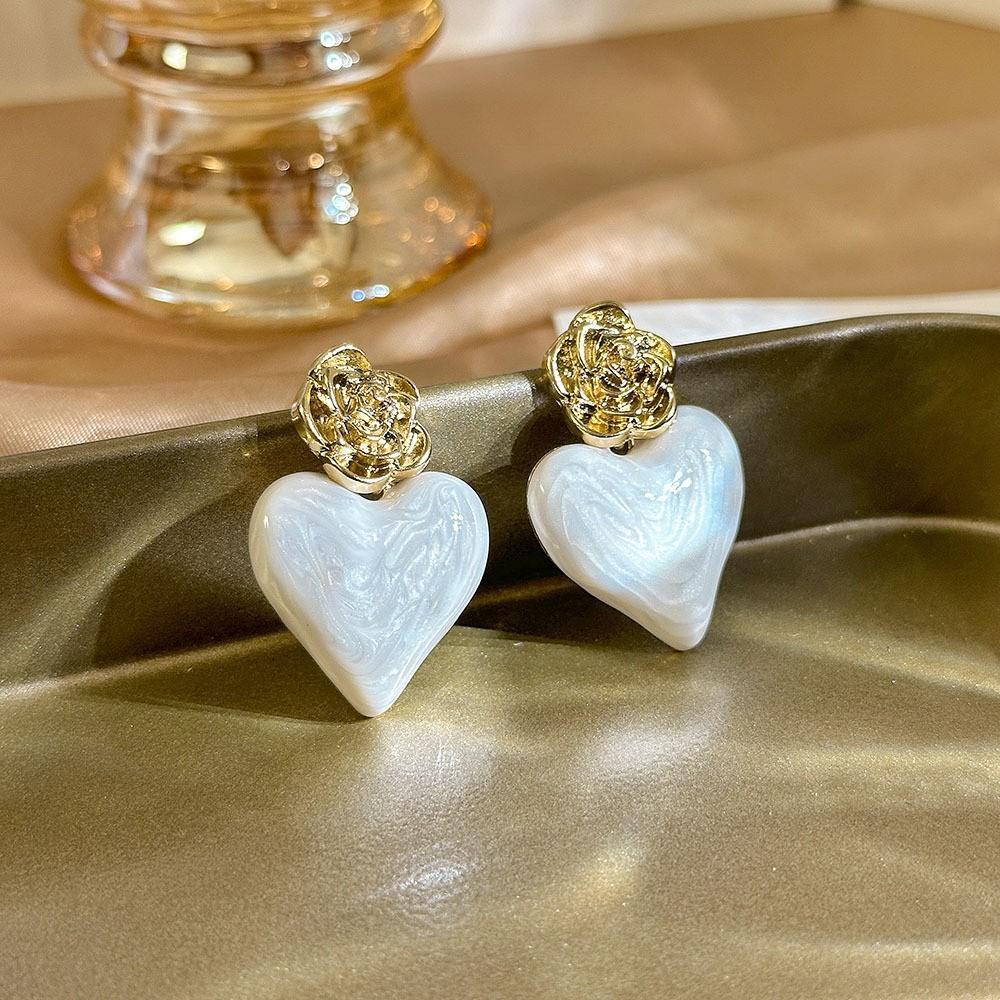 French white love stud earrings temperament celebrity style heart earrings personality exaggerated earrings