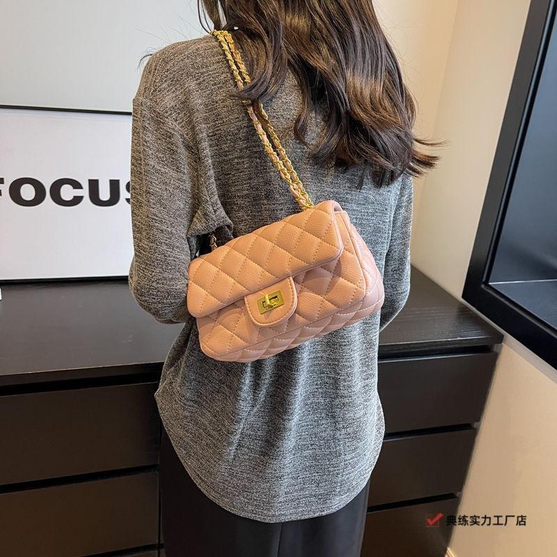 Korean Version of Fashion Chain Bag, High-end Commuter Underarm Bag, Portable Foreign Style Diamond Bag, Niche Explosion, Single Shoulder Crossbody