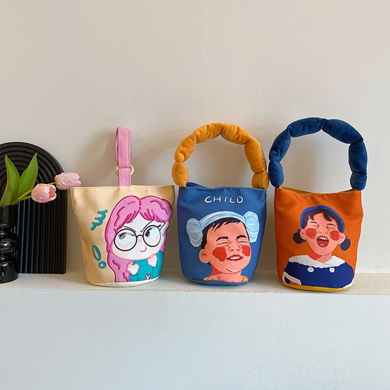 New Bucket Cartoon Graffiti Handbag Fashion Niche One-shoulder Fashionable Women's Bag Ins Versatile Crossbody Bag