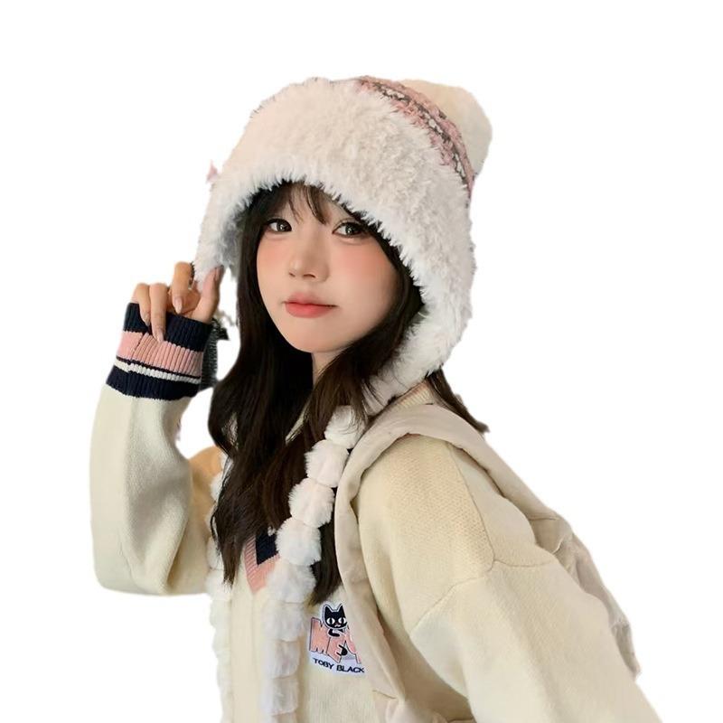Autumn and Winter New National Style Ball Braid Pullover Hat, Plush Warm Face Small Splicing Plush Knitted Hat