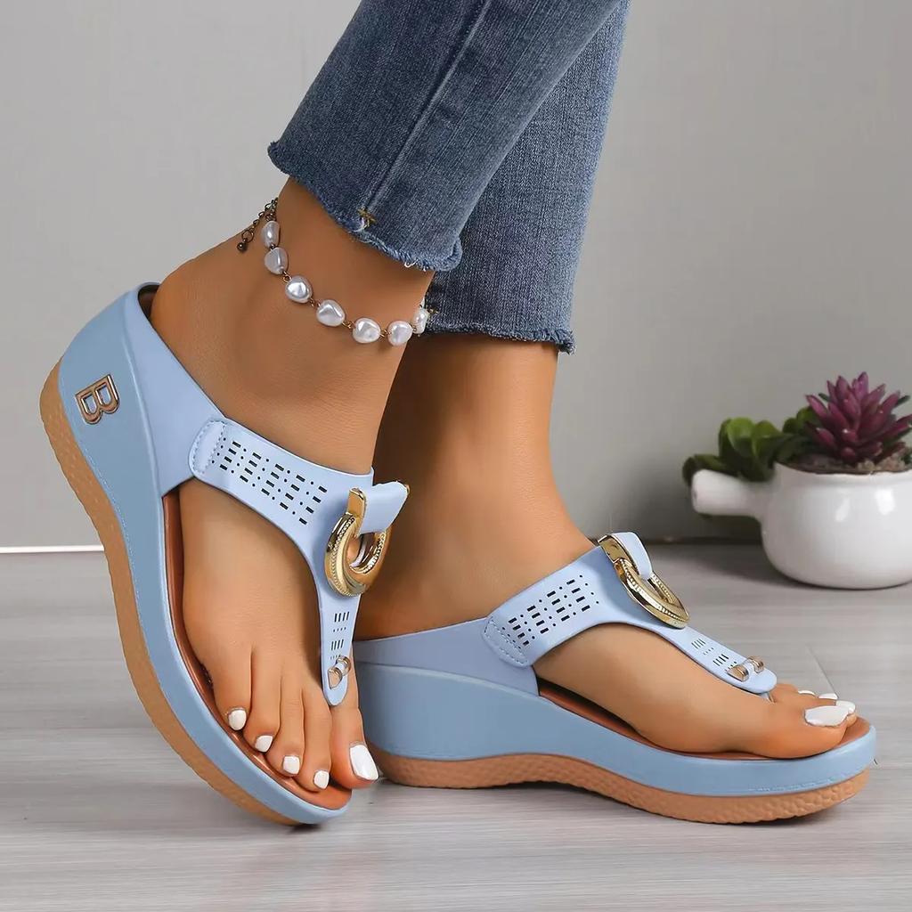 2024 Zomer Dames Sandalen Rome Sleehakken Slippers Casual Platform Strand Schoenen Plus Maat 42 Teenslippers Comfortabele Dames Slides