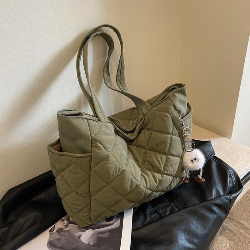 Women Padded Casual Handbag Adjustable Strap Diamond Quilted Tote Bag Padding Shoulder Bag Slouchy Travel Bag