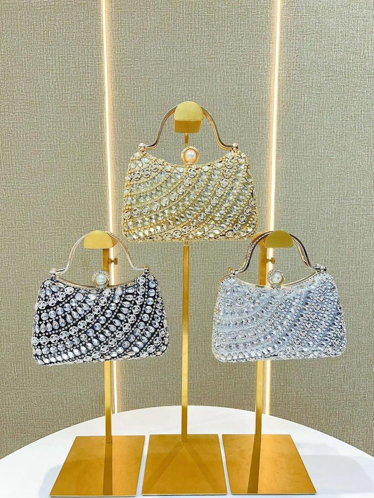 Luxury Pillowshaped Party Purse With Embellished Diamonds For Formal Occasions
