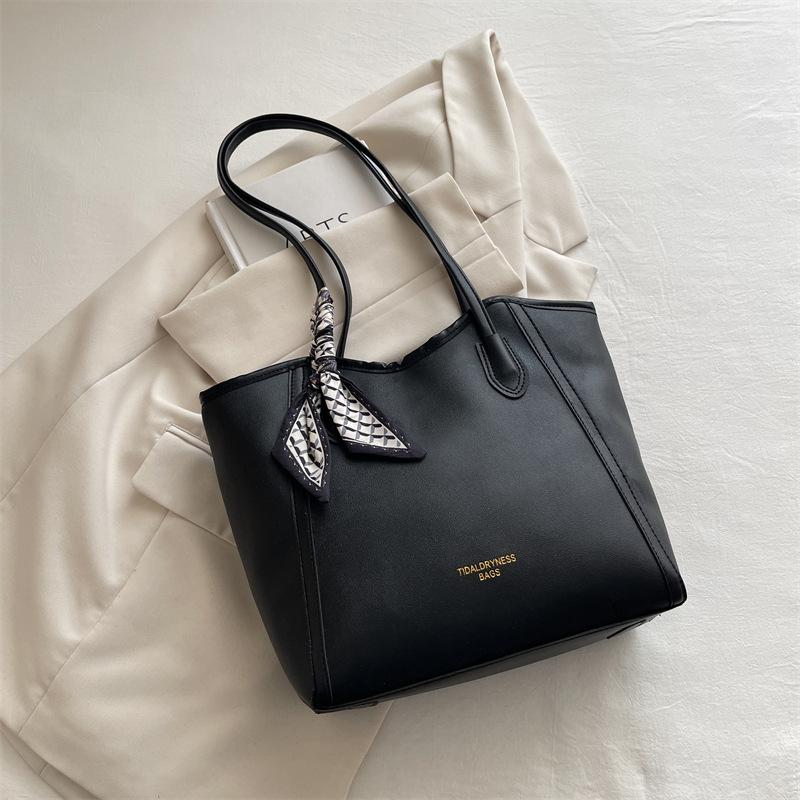 Large Capacity Simple Korean Style Mom Tote Bag Daily Commute Single Shoulder Bag