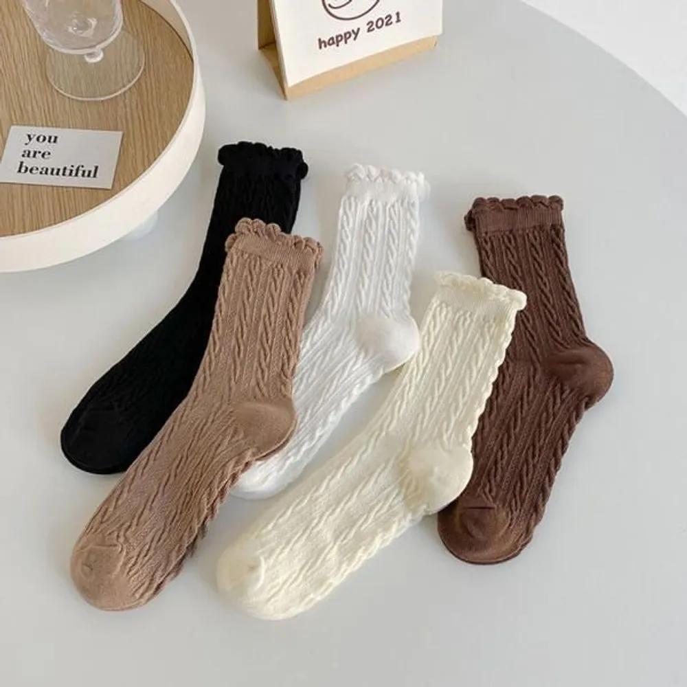 Loose Luna twisted women's mid-calf fashion socks