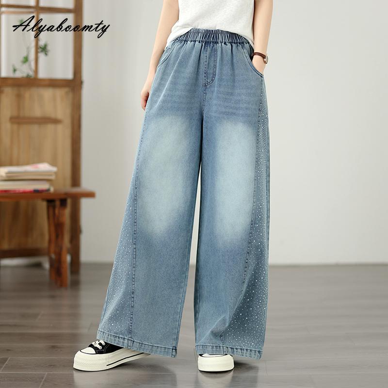 Plus Size Spring Summer Women Light Blue Straight Jeans Elastic Waist Diamonds Casual Loose Denim Pants Elegant Office Lady Feminine Jeans