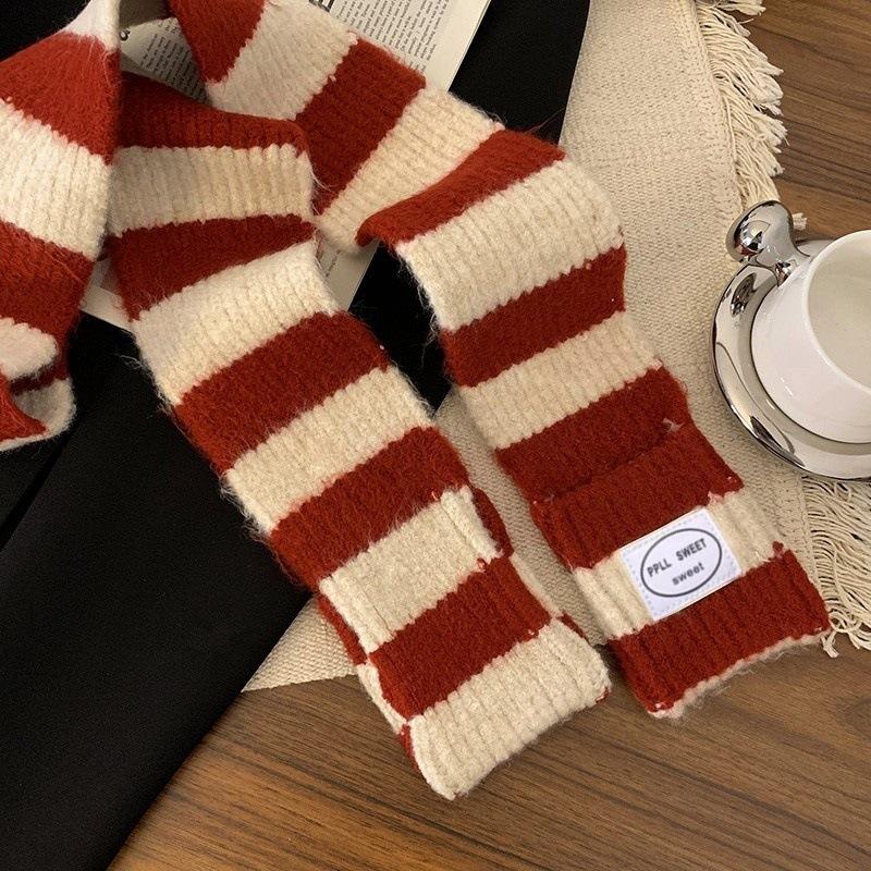 Sciarpa a Righe Moda Stile Giapponese Y2K Harajuku Gotica Sciarpe Lunghe a Righe Addensata Calda Lavorata a Maglia Streetwear Sciarpa Invernale Nuova