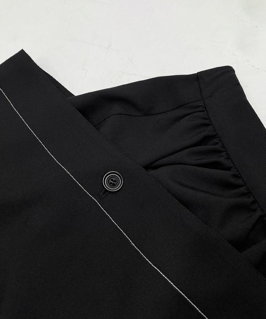 Omajuseokeul Signature Skirt
