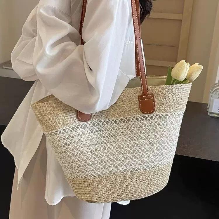 Beach Vacation Straw Bag New Shoulder Bag Summer Straw Tote Bag Large Capacity Portable Woven Bag