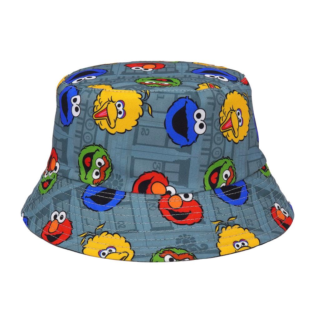 XUANCUI Herstellung Sommer Outdoor Freizeitkappe Allover Print Erdbeerfrucht Fischerhut