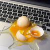 1 Piece April Fools' Day Broken Egg Phone Holder - Novelty Cracked Egg Prank Toys Multi-Use As Easter Cracked Egg Decoration