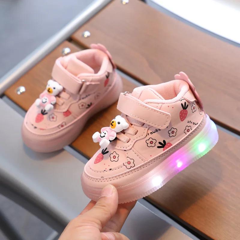 Children Shoes Cute Cartoon Bear Luminous Casual Shoe Designer Girl Soft Soled Shoes Comfortable Versatile Kids Anti Slip Shoes