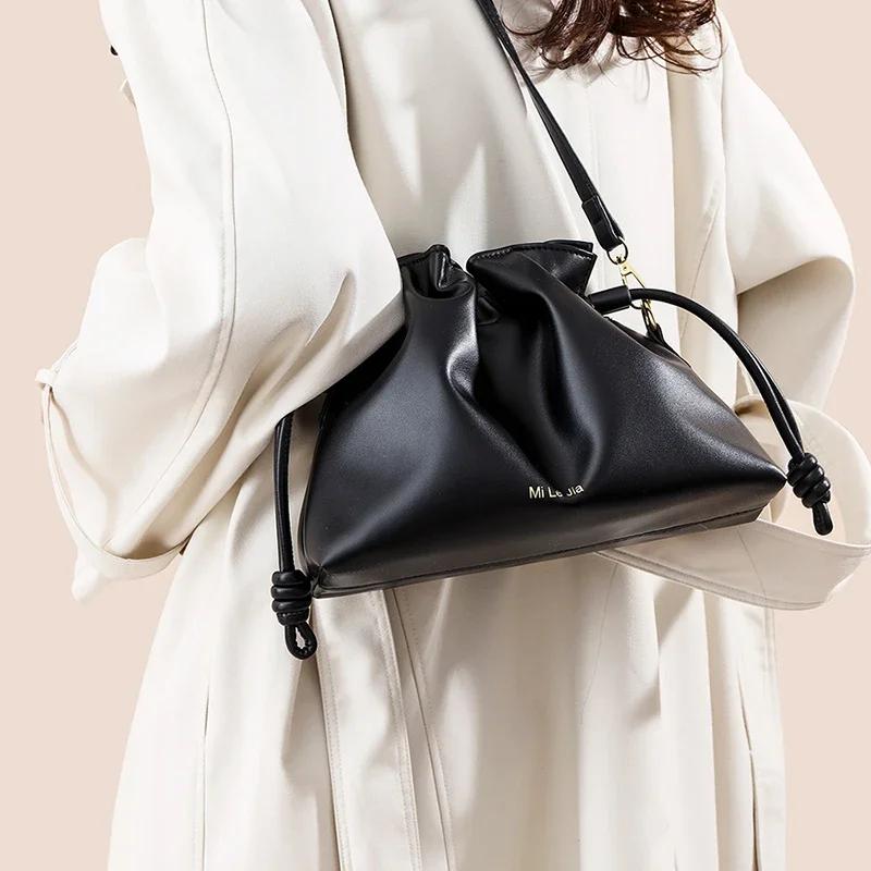 Premium Simple PU Leather Shoulder Bag for Women Large Capacity Solid Color Crossbody Bag