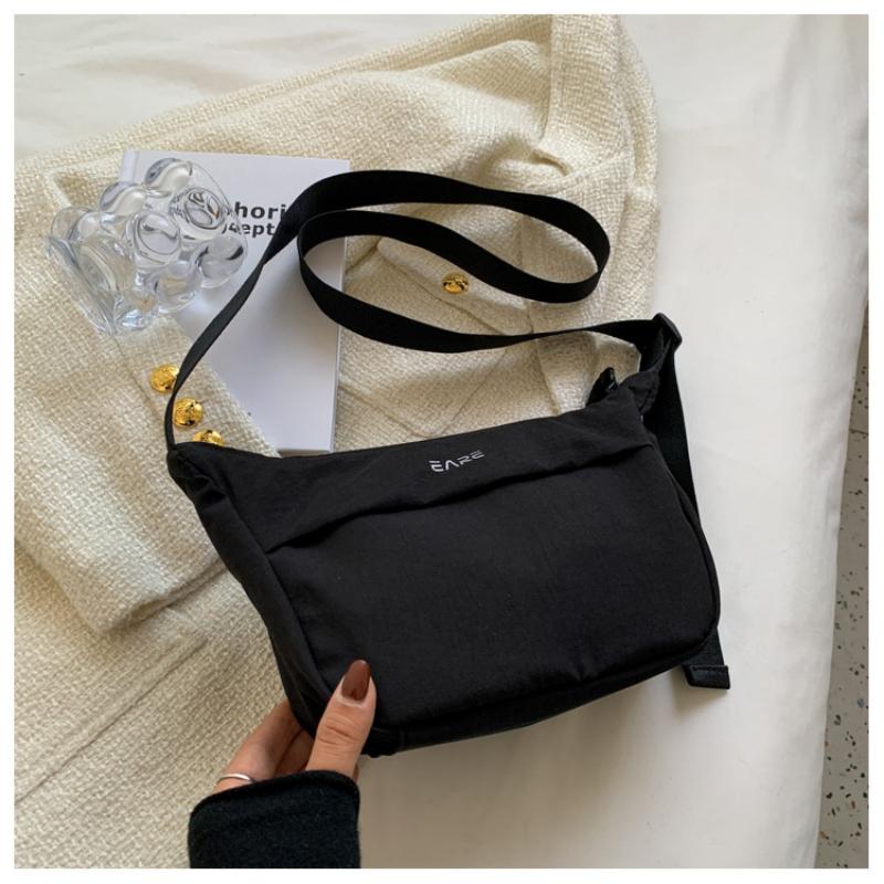 Umhängetasche für Damen, kleine Stofftasche, schlichtes Umhängetaschen-Design, trendige Studententasche