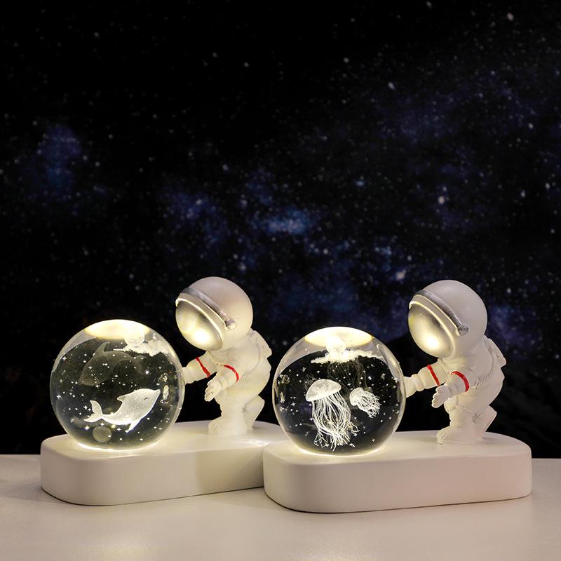 Cross-Border Astronaut Night Light: Starry Sky Crystal Ball with Luminous Base - Perfect Holiday Souvenir and Desktop Ornament.