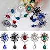 Luxuriöse Damen-Brosche mit Strass-Legierung, großer Wassertropfen-Anhänger, Party-Schmuck