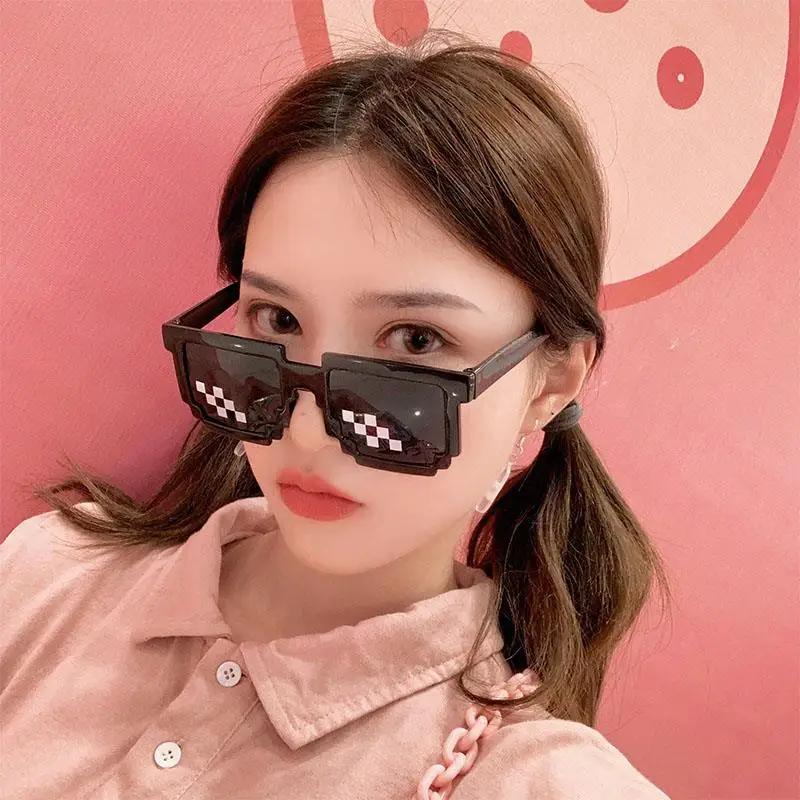 2Pcs Mosaic Sunglasses Party Retro Sunglasses Pixel Style Sunglasses Funny Glasses Pixel Sun Glasses
