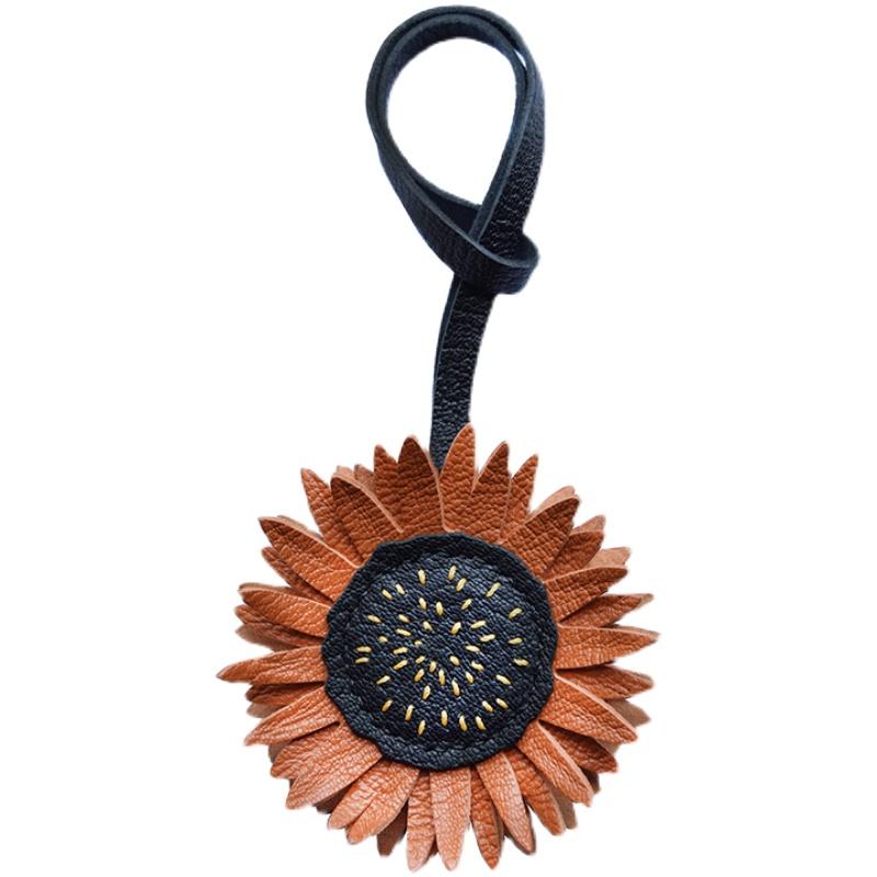 Designer Original Sunflower Handmade Leather Car Key Pendant Niche Personalized Gift Keychain