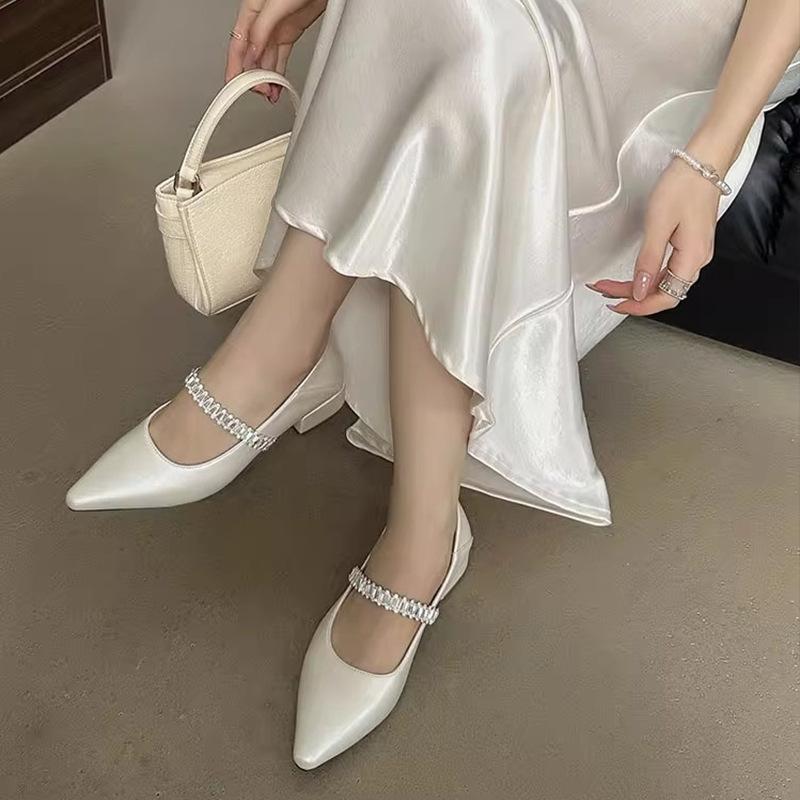 Francuski temperament elegancka moda celebrycki styl woda diament płytkie wycięcie szpiczasty nosek płaski obcas pojedyncze buty buty babci gruba podeszwa Mary Jane s