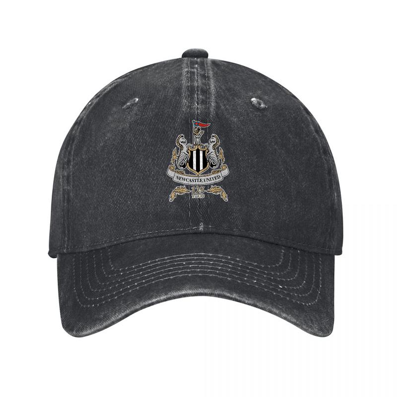 Newcastle United FC Tvättad Canvas Keps med Broderad Klubbmärke Unisex Justerbar Hatt för Fotbollsfans