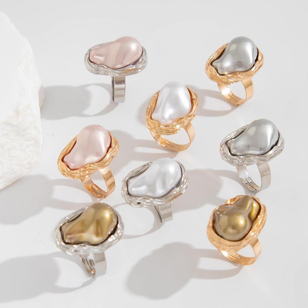 Baroque Special-Shaped Pearl Ring - Retro Irregular Alloy Design