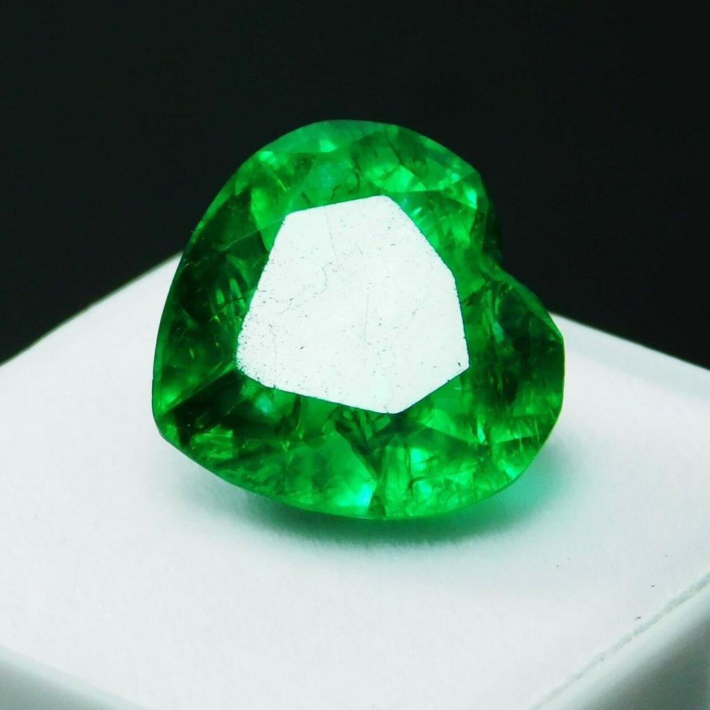 Natural Emerald Loose Gemstone 8 To 10 Cts Hear Shape for Jewelry Making and Gem Collections