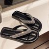 Mode Sommer Neue Hausschuhe Damen Mode Zehensteg Kristall mit Weicher Sohle Rutschfest Verschleißfest Leicht Flache Flip-Flops
