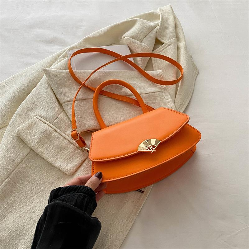 Saddle Bag Women's New Summer Beauty Casual One Shoulder Crossbody Bag Women's Niche Design Portable Women