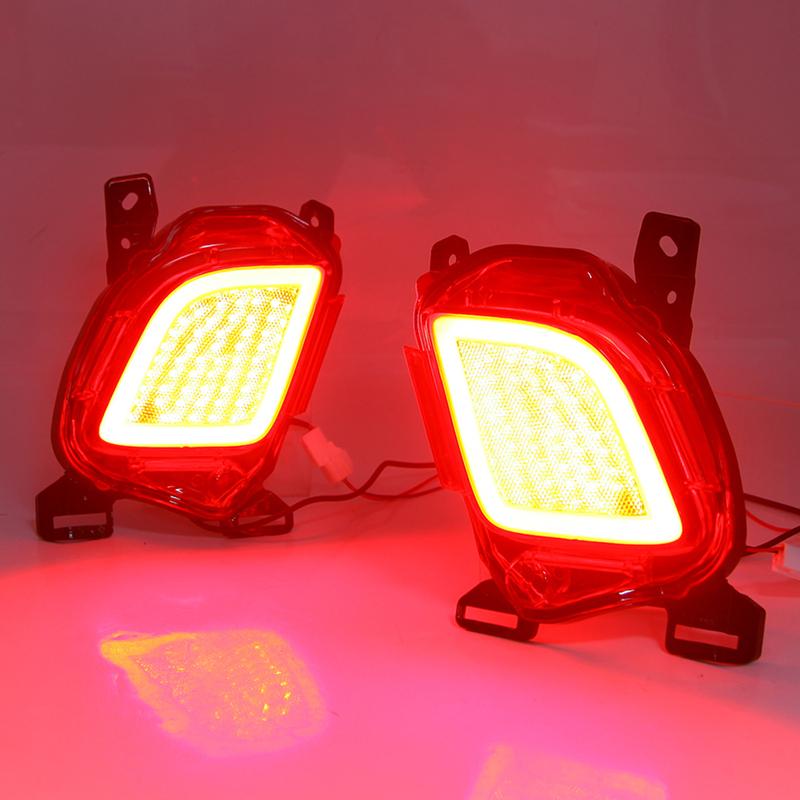 1 Pair reflector LED Rear Bumper Light Fog Lamp Brake Light Turn Signal For Toyota Highlander 2015 2016 2017 2018