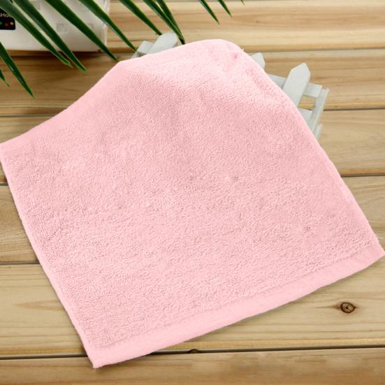 Štvorcový uterák s rozmermi 25 x 25 cm Ultra mäkká slučka na zavesenie z bambusového vlákna Rýchloschnúca Super absorpčná detská utierka pre deti do škôlky Malá utierka na ruky