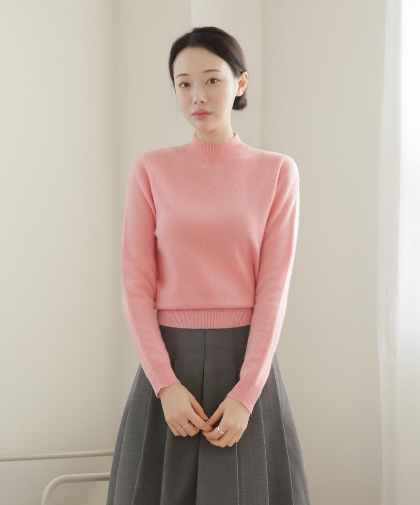 Keulleiseu Classic Mood 100% Wool Mock Neck Knit_Olive