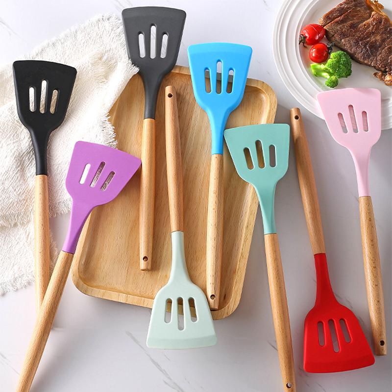 Non-Stick Silicone Slotted Spatula Turner Heat Resistant Cooking Shovel Scoop Skimmer Turner with Wooden Handle Pancakes Spatula
