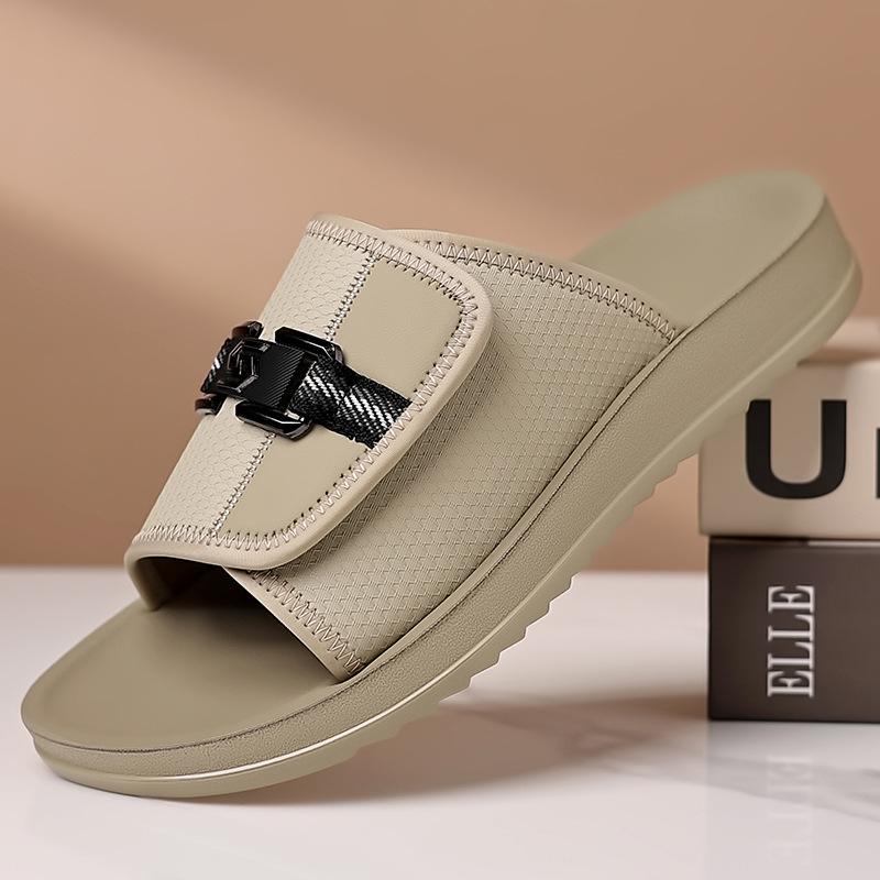 High Quality Solid Color Designer Slippers for Men Fashion Casual Summer Flat Flip Flops Male New Designer Slipper Shoes Man