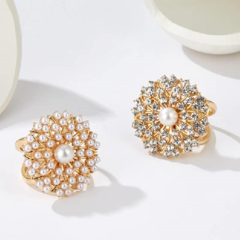 Trendiger Perlenbesetzter Floraler Schalring Elegantes Legierungs-Schmuckstück für Damen