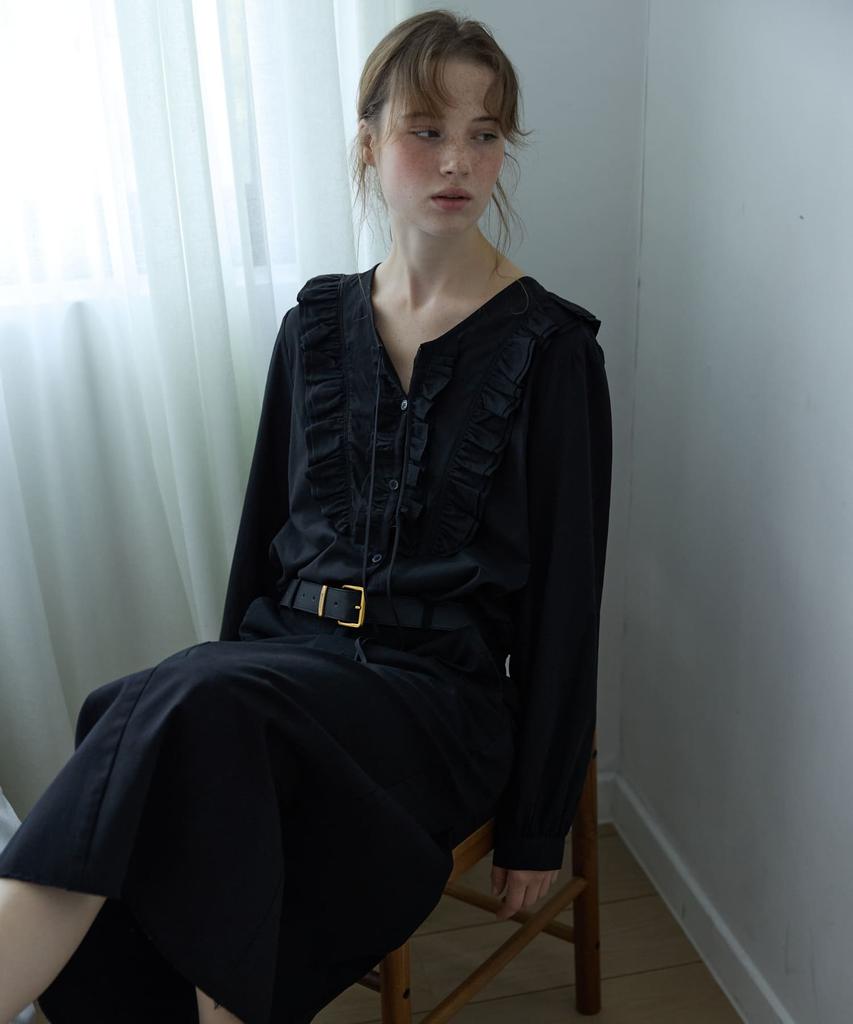 OPENDOORSTUDIO Vintage Ruffle Blouse Black
