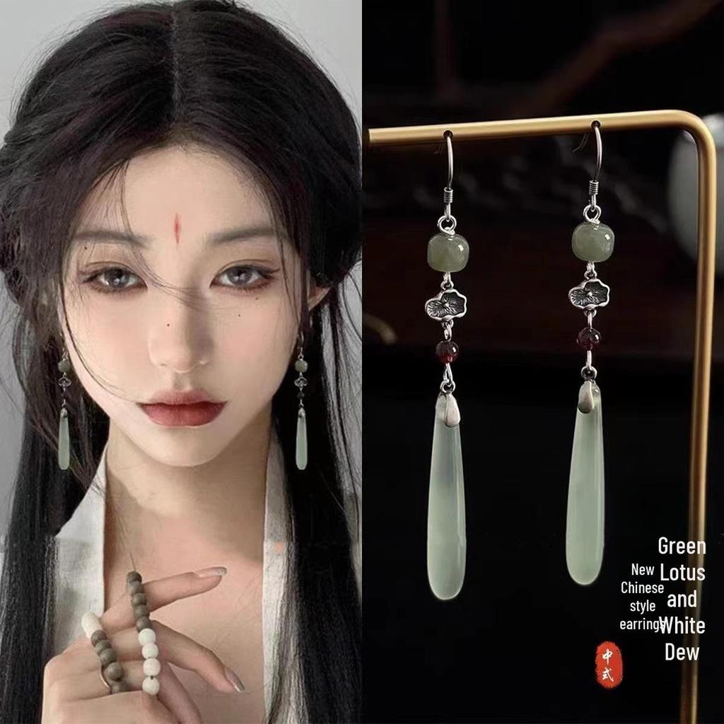 Retro Tassel Earrings: High-Grade Chinese Style Cheongsam Accessories for Women