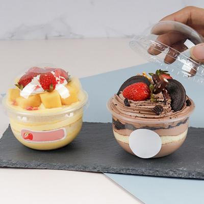 50 piezas de vasos de plástico para postres con tapas de cúpula para tartas, vasos transparentes desechables de 250 ml para dulces, bebidas frías y frutas