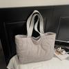 Solid color versatile quilted tote bag women's padded one-shoulder cotton jacket college student minimalist style class commuting handbag