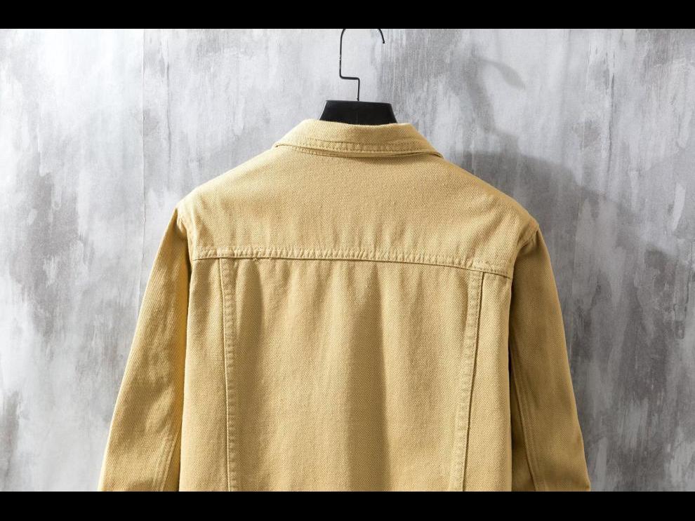 Pánska trendy pracovná bunda z japonského denimu: Voľný, viacvreckový, ležérny top na jar a jeseň.
