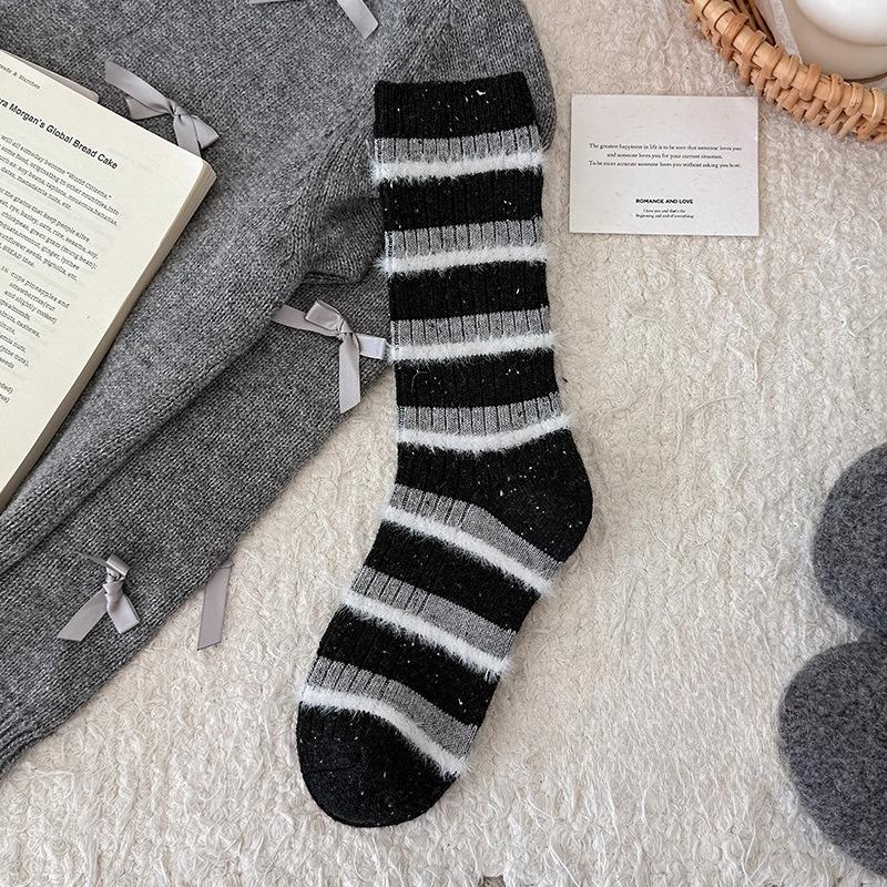 Grey wool socks, autumn and winter socks, women's mid-calf socks, boneless socks, warm thickened striped pile-up long socks