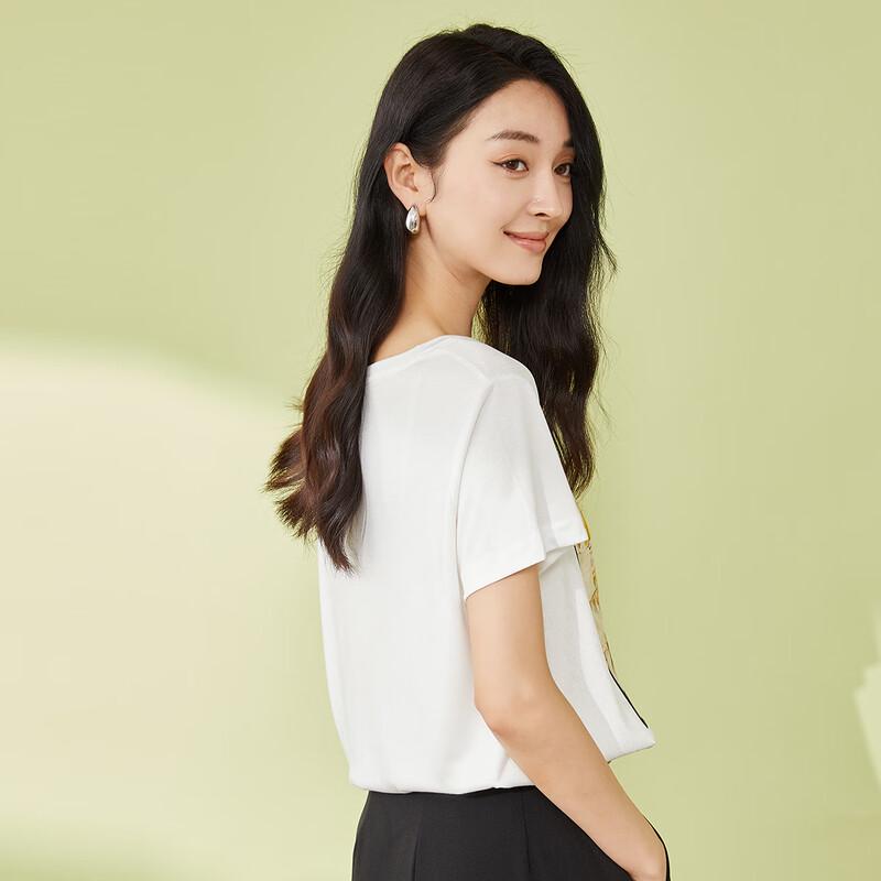 Tatu Damen T-Shirt mit geprägtem Blumenmuster