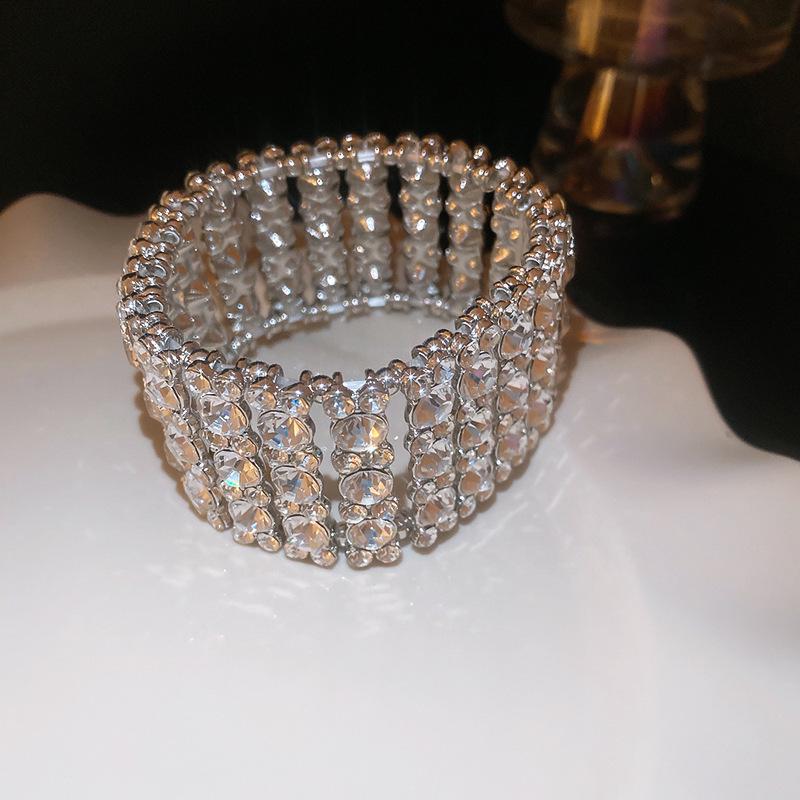 Korean-style Zircon Square Bracelet: High-End Sweet and Cool Fashion