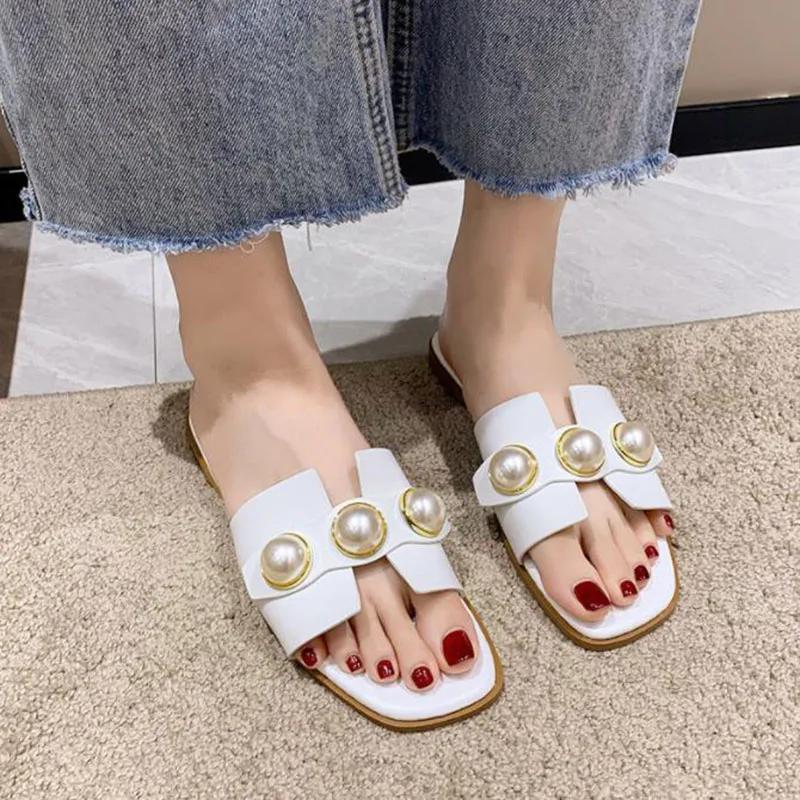 Mode Damslippers Mode Casual Pärla Enfärgad Flats Enkla Utomhus Komfort Mjuk Sula Strand Sandaler Sandalias damer 2024