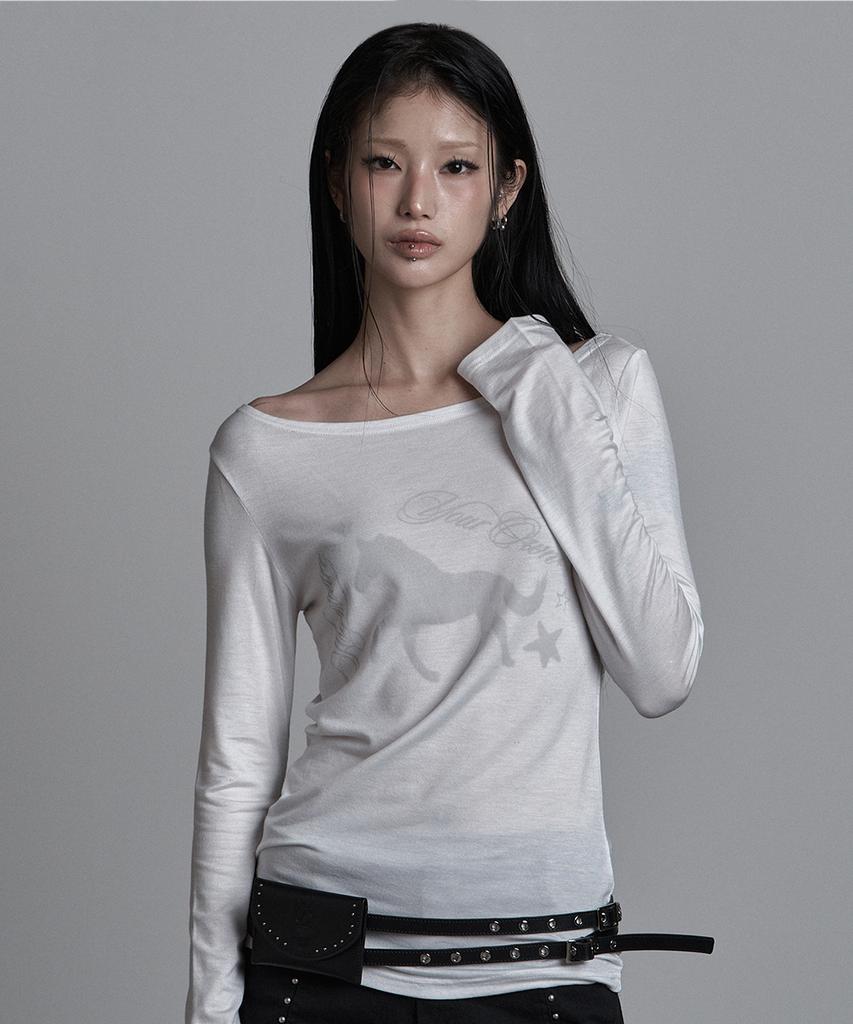Aejeuyua Horse Boat Neck Long Sleeve White