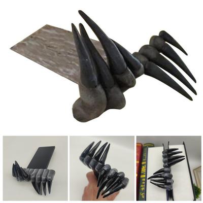 Demon Hands Bookmark 3D Gothic Resin Creepy Hands Bookmark Bookshelf Ornament Halloween Decor Gift for Book Lovers