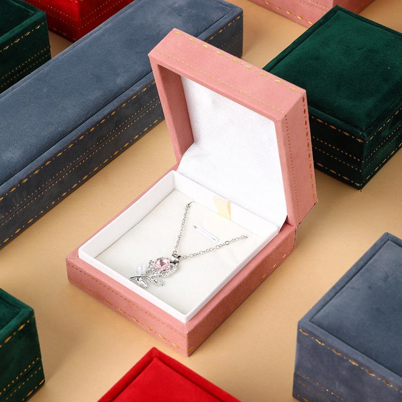 Elegant Velvet Jewelry Box for Rings, Pendants, Bracelets & Bangles