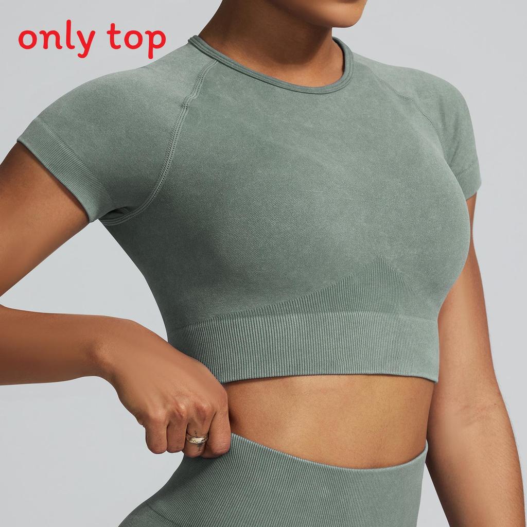 Aerobic Fitness Set With Moisture Wicking Fabric For Women Running And Yoga Practice